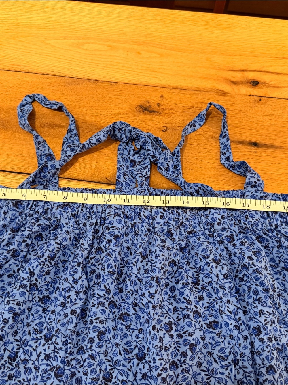 Old Navy Blue Floral Tie-Strap Tank Top - Picture 5 of 5